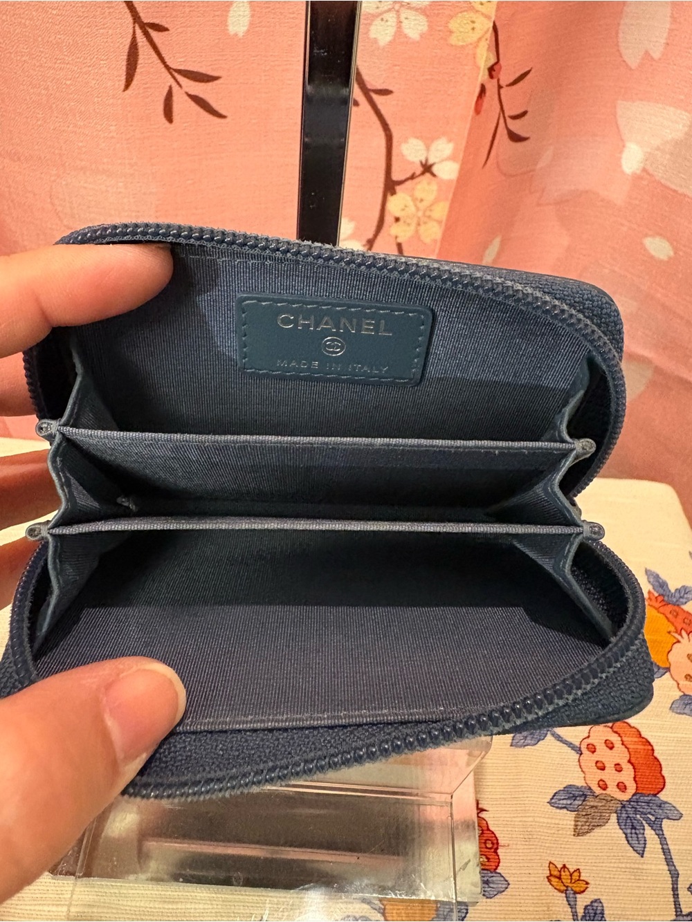 CHANEL Teal Caviar Leather Zip Wallet - Picture 5 of 9